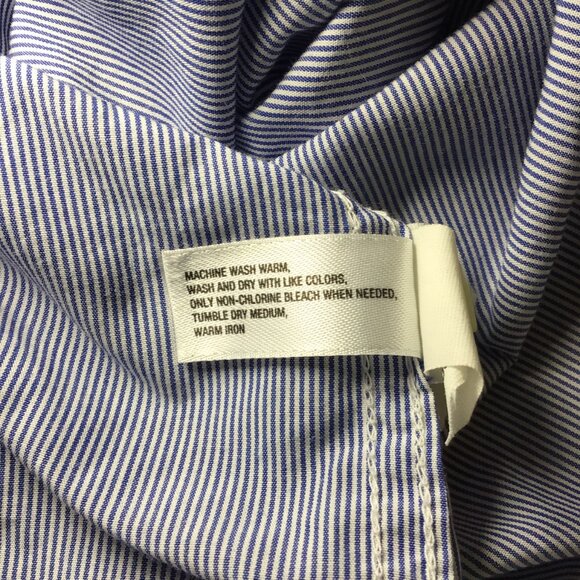 Gap Shirt Women’s S Small Blue White Boyfriend Fit Pinstriped Button Down Stripe - Picture 9 of 9